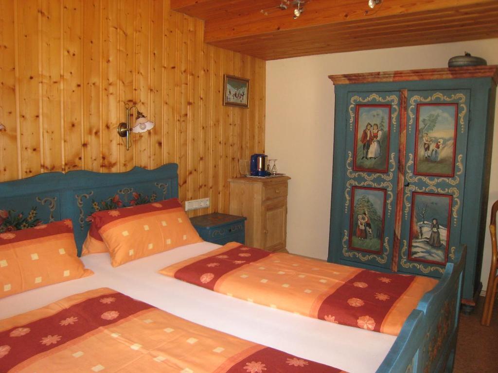 Pension Landhaus Riedelstein Drachselsried Zimmer foto